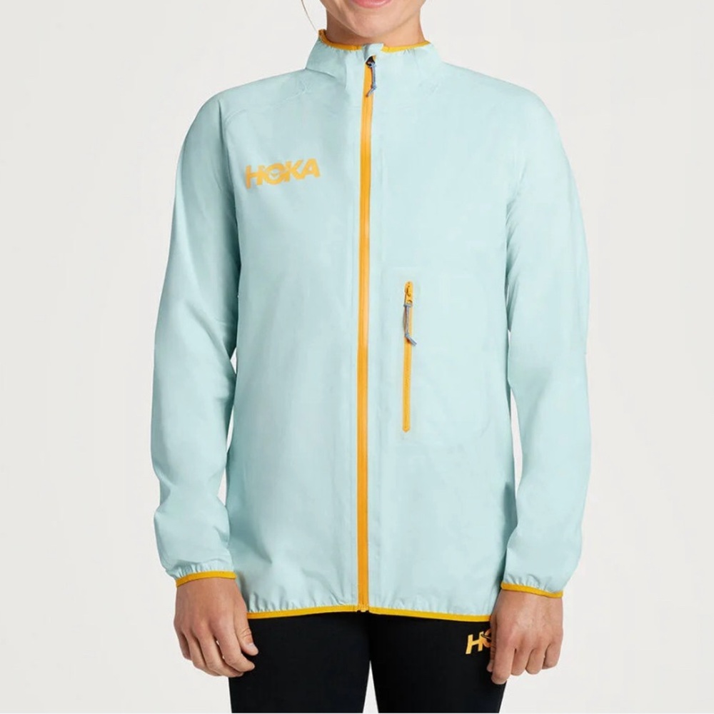 Hoka Women's Ultralight Waterproof Jacket Size Medium